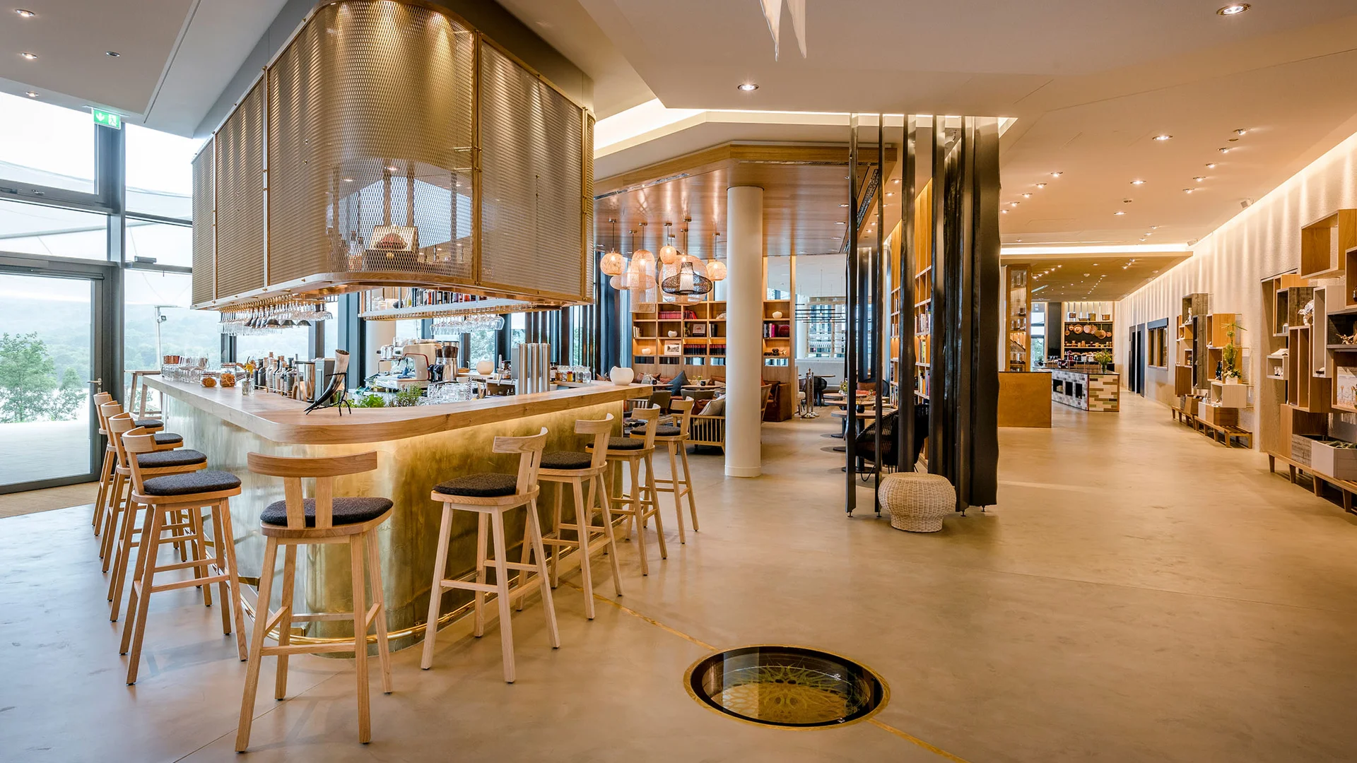 Seezeitlodge: Bar & Bistros